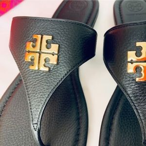 🌟LIKE NEW🌟 Tory Burch Jolie Flat Thong Sandals Leather, Black, 6.5